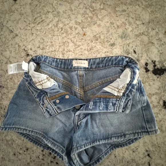 PacSun Light Blue Jean Shorts - Picture 3 of 4